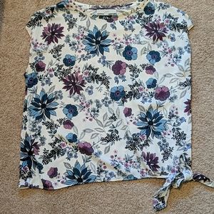 LOFT Floral Mixed Media Top. Sz. LP